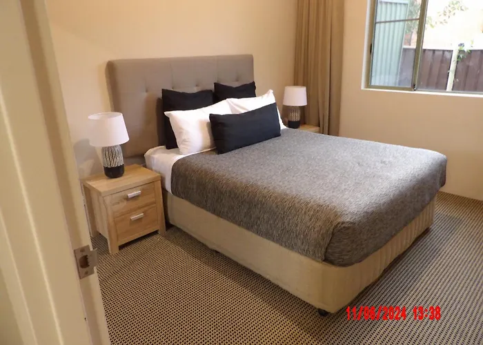 Belmore s Hotel