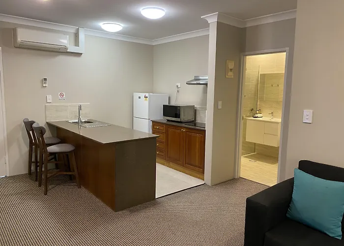Belmore s Hotel